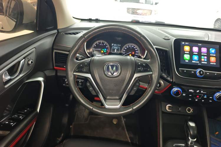 Used CHANGAN CS55 2017 1.5T Automatic Colorful Edition Steering Wheel