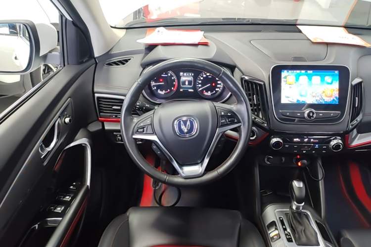 Used CHANGAN CS55 2017 1.5T Automatic Colorful Edition Steering Wheel