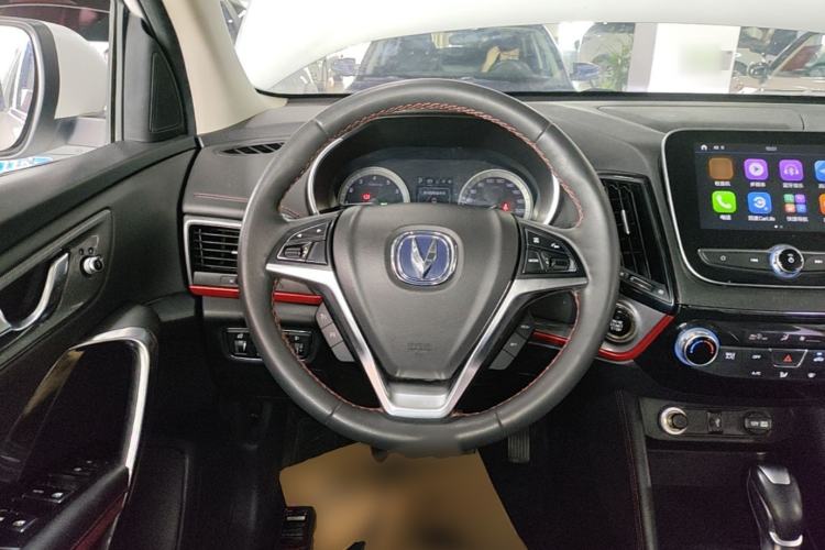 Used CHANGAN CS55 2017 1.5T Automatic Colorful Edition Steering Wheel