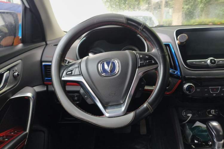 Used CHANGAN CS55 2017 1.5T Automatic Colorful Edition Steering Wheel