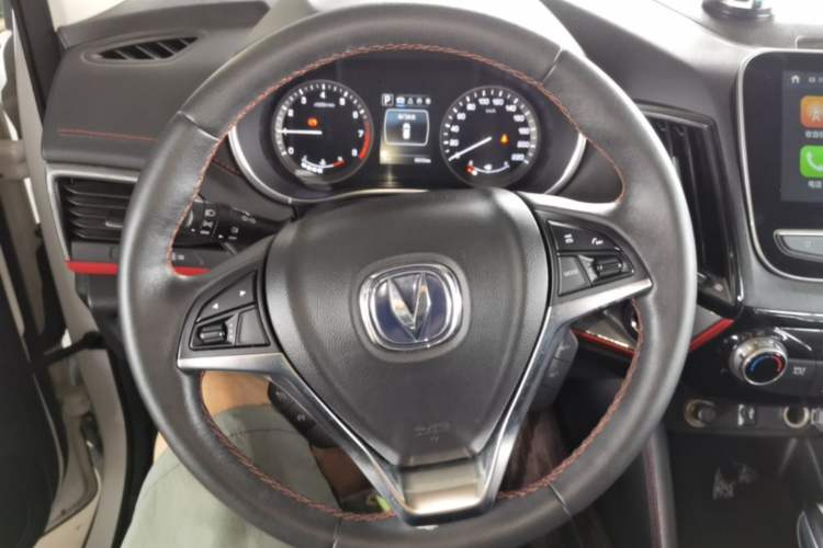 Used CHANGAN CS55 2017 1.5T Automatic Colorful Edition Steering Wheel