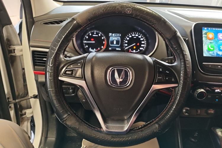 Used CHANGAN CS55 2017 1.5T Automatic Colorful Edition Steering Wheel