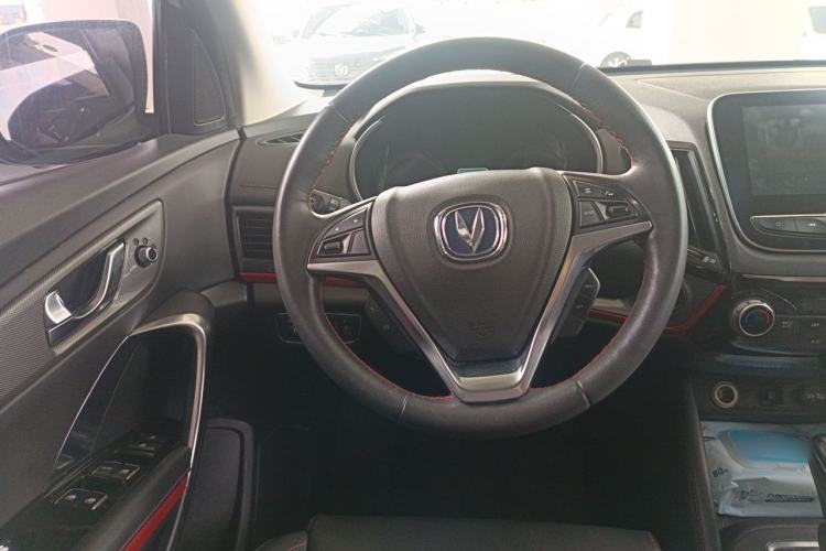Used CHANGAN CS55 2017 1.5T Automatic Colorful Edition Steering Wheel