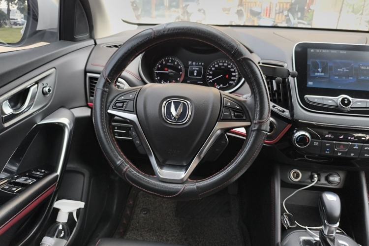 Used CHANGAN CS55 2017 1.5T Automatic Colorful Edition Steering Wheel