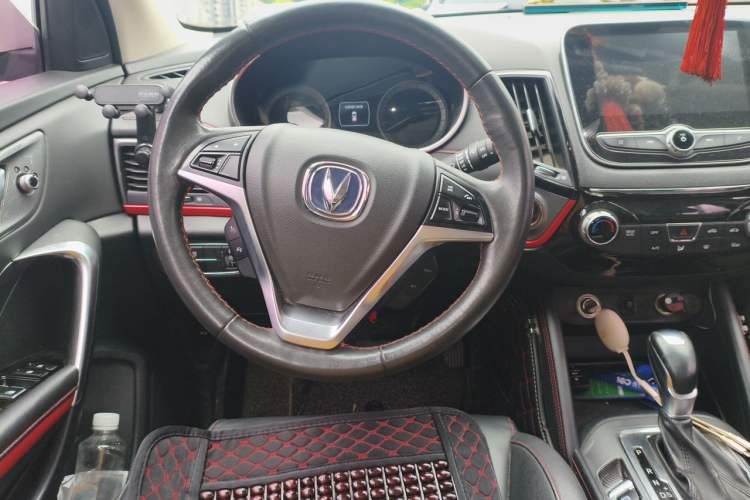 Used CHANGAN CS55 2017 1.5T Automatic Colorful Edition Steering Wheel
