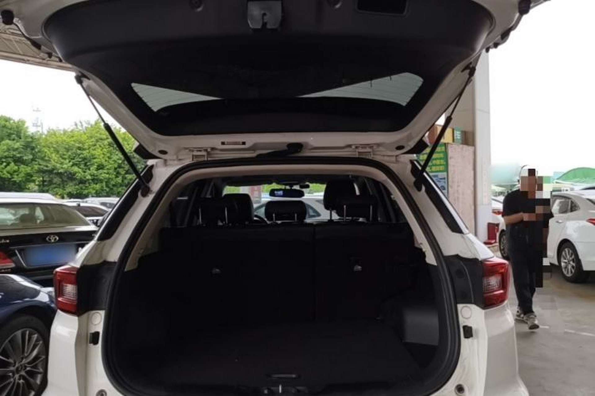 Used CHANGAN CS55 2017 1.5T Automatic Colorful Edition Trunk
