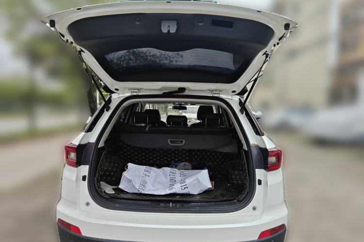 Used CHANGAN CS55 2017 1.5T Automatic Colorful Edition Trunk