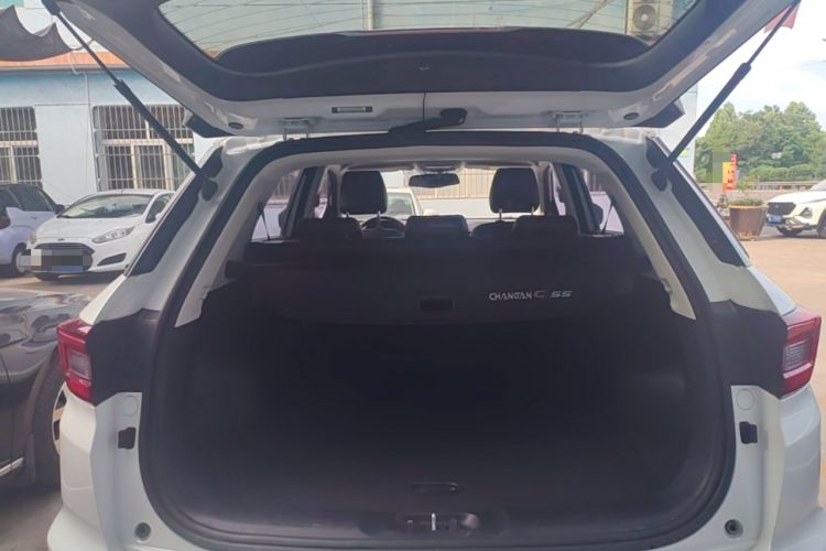 Used CHANGAN CS55 2017 1.5T Automatic Colorful Edition Trunk