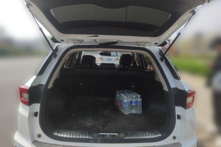 Used CHANGAN CS55 2017 1.5T Manual Colorful Edition Trunk