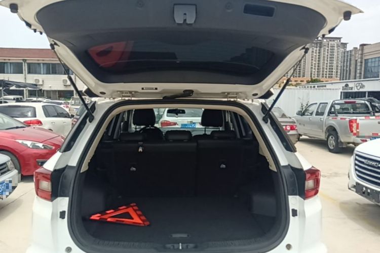 Used CHANGAN CS55 2017 1.5T Automatic Colorful Edition Trunk