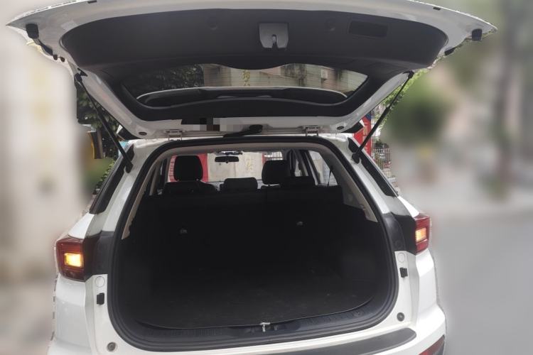 Used CHANGAN CS55 2017 1.5T Automatic Colorful Edition Trunk