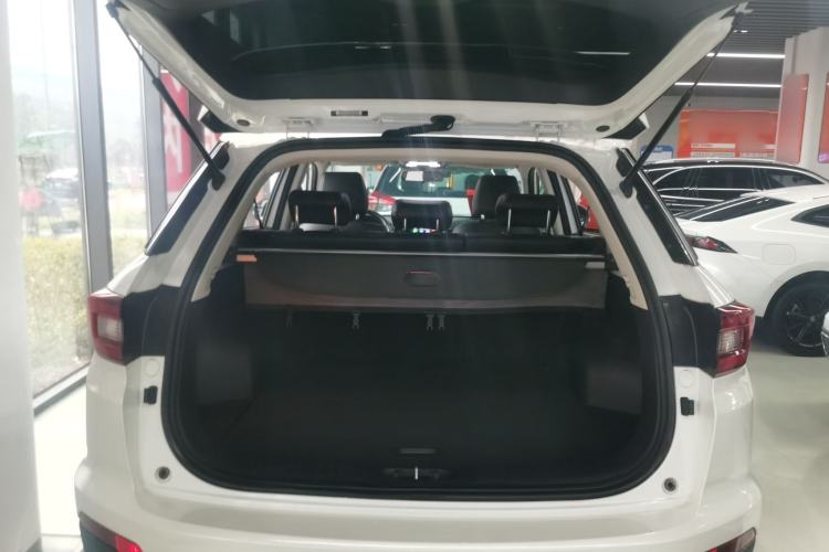 Used CHANGAN CS55 2017 1.5T Automatic Colorful Edition Trunk