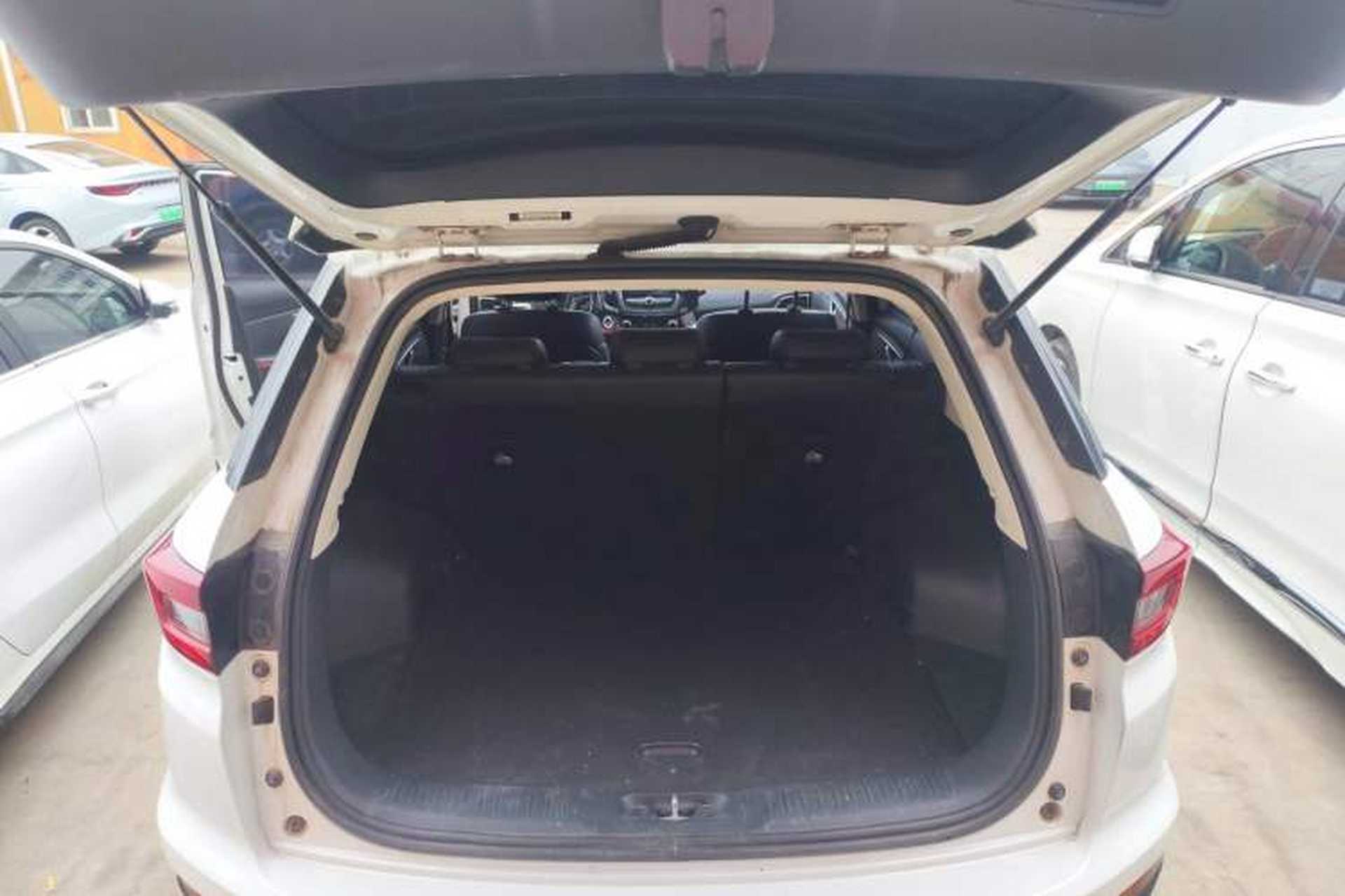 Used CHANGAN CS55 2017 1.5T Automatic Colorful Edition Trunk