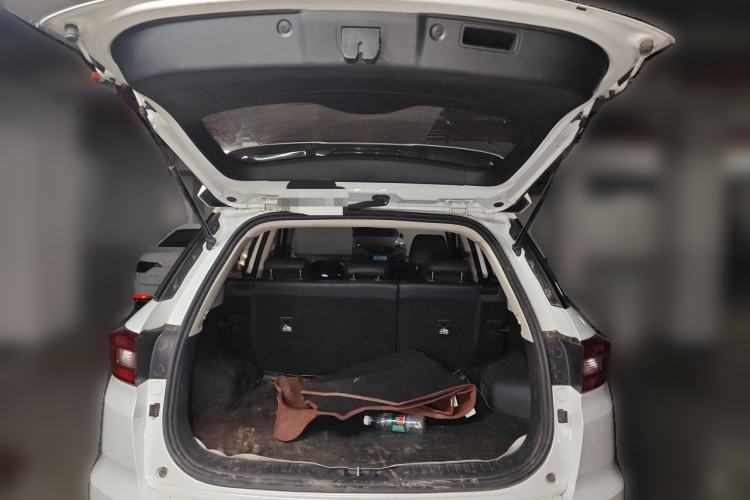 Used CHANGAN CS55 2017 1.5T Manual Colorful Edition Trunk