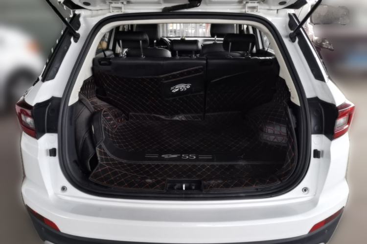 Used CHANGAN CS55 2017 1.5T Automatic Colorful Edition Trunk