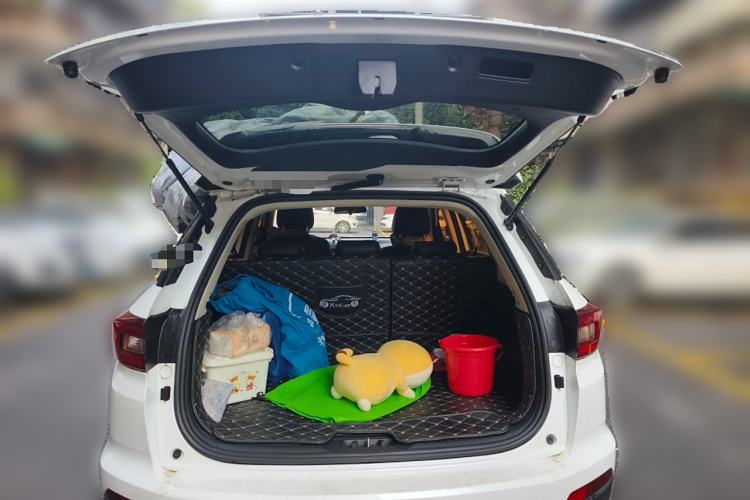 Used CHANGAN CS55 2017 1.5T Manual Colorful Edition Trunk