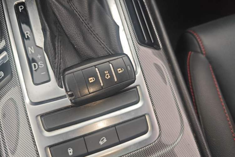 Used CHANGAN CS55 2017 1.5T Automatic Xuan Dong Model Vehicle Key