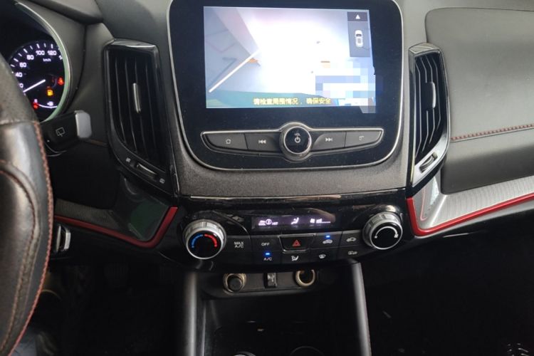 Used CHANGAN CS55 2018 1.5T Manual Colorful Model China V Standard Audio And AC Panel