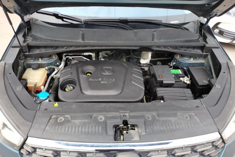 Used CHANGAN CS55 2018 1.5T Manual Colorful Model China V Standard Engine Bay