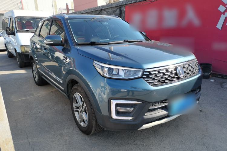 Used CHANGAN CS55 2018 1.5T Manual Colorful Model China V Standard Front Right 45 Deg