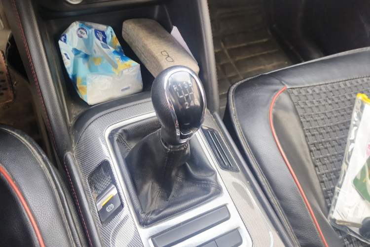 Used CHANGAN CS55 2018 1.5T Manual Colorful Model China V Standard Gear Lever