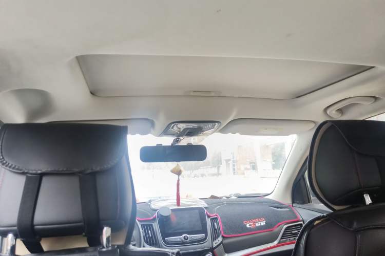 Used CHANGAN CS55 2018 1.5T Manual Colorful Model China V Standard Headliner