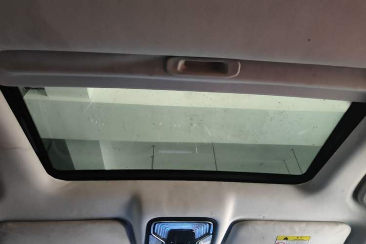 Used CHANGAN CS55 2018 1.5T Manual Colorful Model China V Standard Headliner