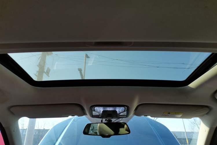 Used CHANGAN CS55 2018 1.5T Manual Colorful Model China V Standard Headliner