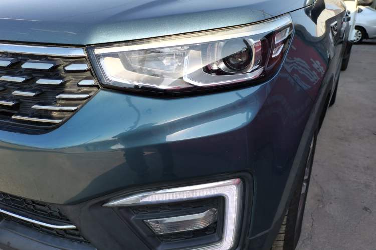 Used CHANGAN CS55 2018 1.5T Manual Colorful Model China V Standard Left Front Headlight