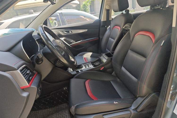 Used CHANGAN CS55 2018 1.5T Automatic Colorful Edition China V Standard Left Front Seat