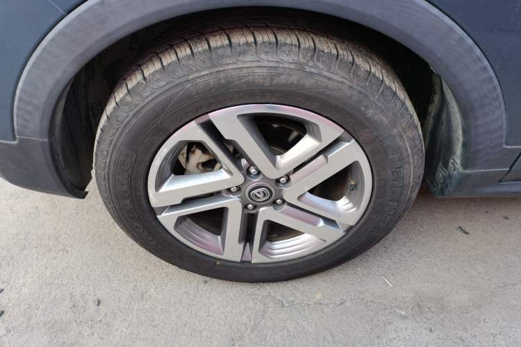 Used CHANGAN CS55 2018 1.5T Manual Colorful Model China V Standard Left Front Wheel Hub