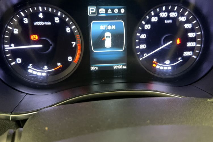 Used CHANGAN CS55 2018 1.5T Automatic Xuan Dong Model China V Standard Odometer Close Up