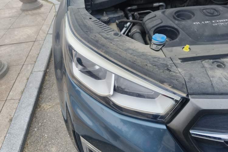 Used CHANGAN CS55 2018 1.5T Manual Colorful Model China V Standard Right Front Headlight