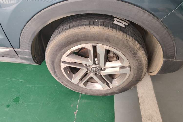 Used CHANGAN CS55 2018 1.5T Manual Colorful Model China V Standard Right Front Wheel Hub