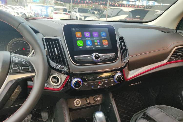 Used CHANGAN CS55 2018 1.5T Automatic Colorful Edition China V Standard Audio And AC Panel