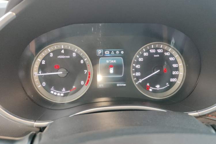 Used CHANGAN CS55 2018 1.5T Automatic Colorful Edition China V Standard Instrument Cluster