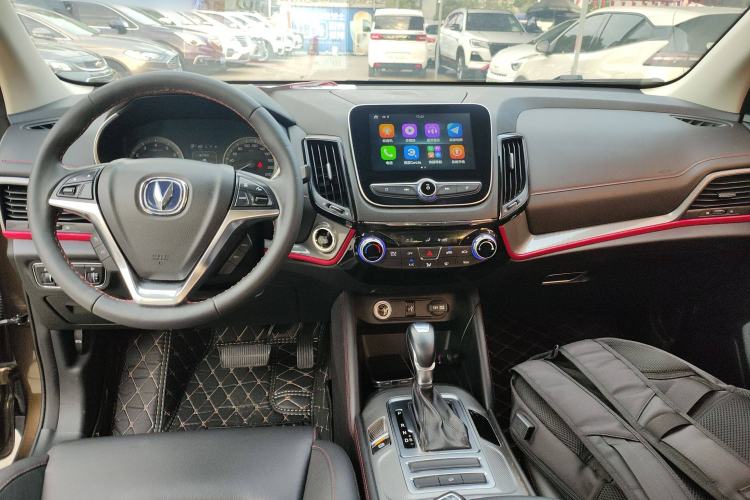 Used CHANGAN CS55 2018 1.5T Automatic Colorful Edition China V Standard Interior 2