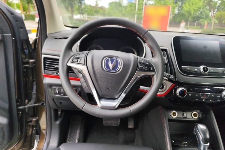 Used CHANGAN CS55 2018 1.5T Automatic Colorful Edition China V Standard Steering Wheel