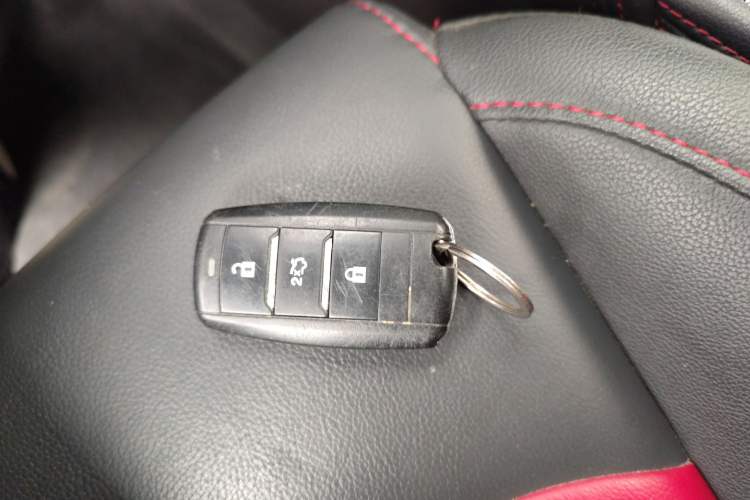 Used CHANGAN CS55 2018 1.5T Automatic Colorful Edition China V Standard Vehicle Key
