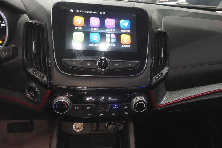 Used CHANGAN CS55 2018 1.5T Automatic Colorful Edition China V Standard Audio And AC Panel