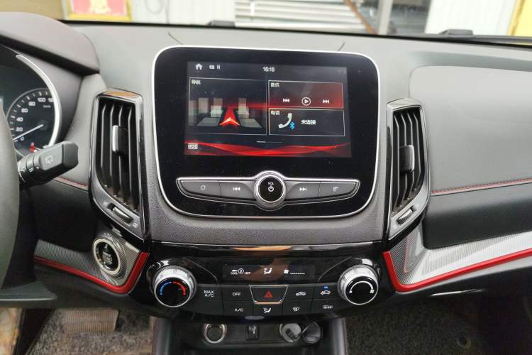 Used CHANGAN CS55 2018 1.5T Automatic Colorful Edition China V Standard Audio And AC Panel