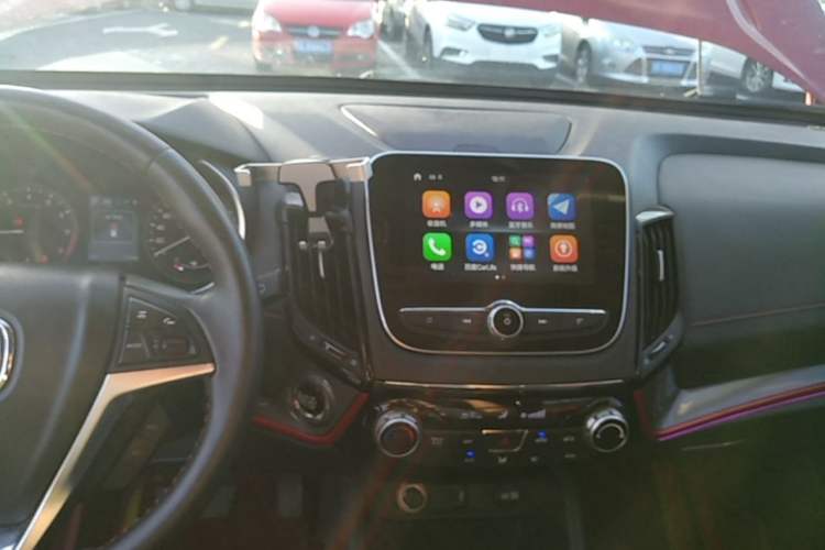 Used CHANGAN CS55 2018 1.5T Automatic Colorful Edition China V Standard Audio And AC Panel