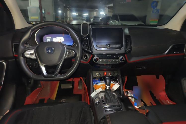 Used CHANGAN CS55 2018 1.5T Automatic Xuanzhi Model China V Standard Center Console