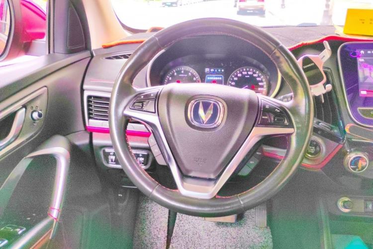 Used CHANGAN CS55 2018 1.5T Automatic Xuan Dong Model China V Standard Center Console