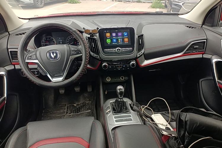 Used CHANGAN CS55 2018 1.5T Manual Colorful Model China V Standard Center Console