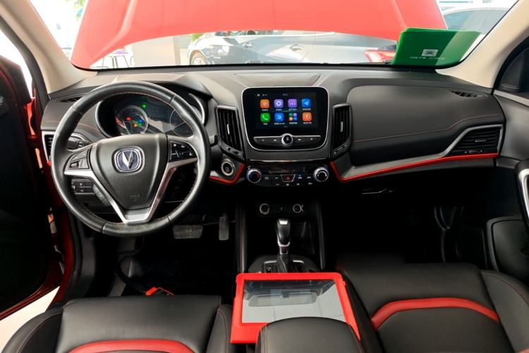 Used CHANGAN CS55 2018 1.5T Automatic Colorful Edition China V Standard Center Console