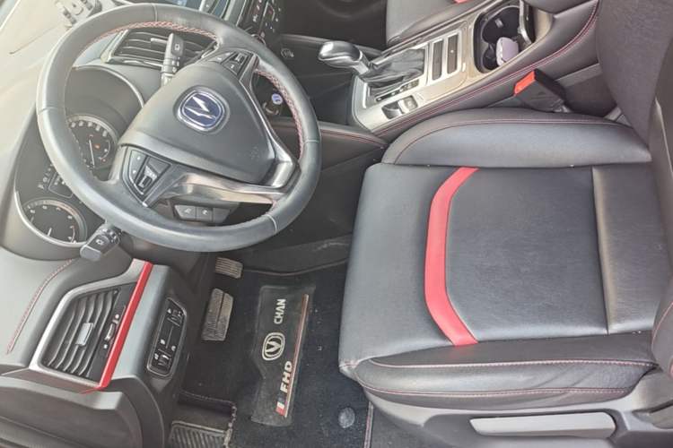 Used CHANGAN CS55 2018 1.5T Automatic Colorful Edition China V Standard Driver Seat