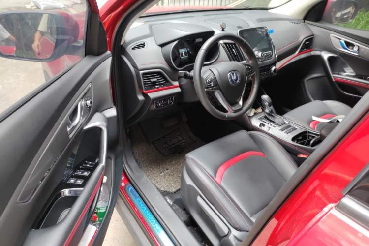 Used CHANGAN CS55 2018 1.5T Automatic Xuan Dong Model China V Standard Driver Seat