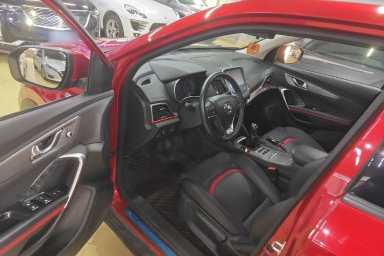 Used CHANGAN CS55 2018 1.5T Manual Xuan Dong Model China V Standard Driver Seat