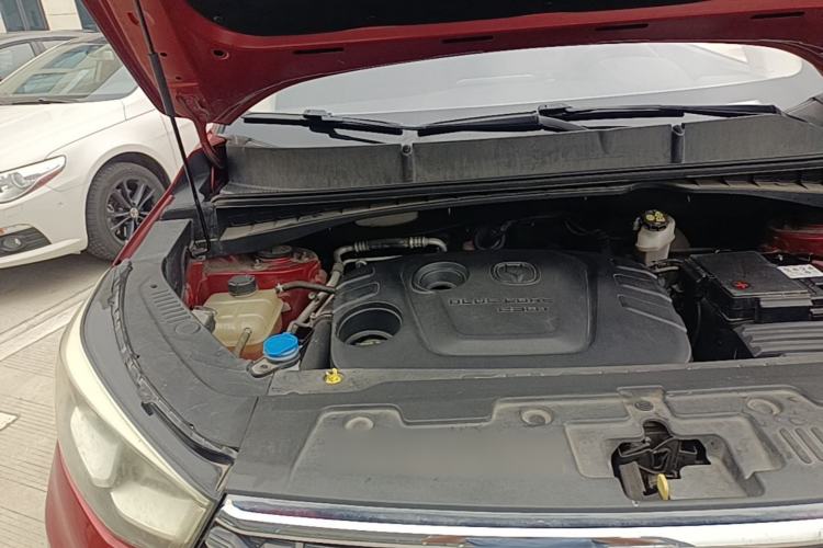 Used CHANGAN CS55 2018 1.5T Manual Colorful Model China V Standard Engine Bay Right